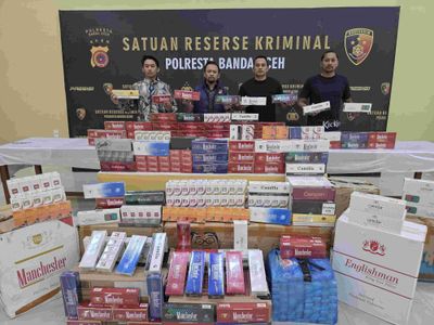 Dua Mahasiswa Ditangkap, 618 Slop Rokok Ilegal Disita di Banda Aceh