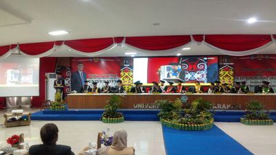 Rektor UBT Apresiasi Perjuangan Prof. Nur Utomo Raih Gelar Guru Besar