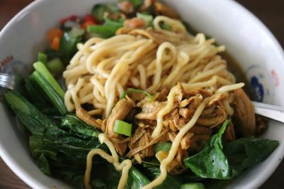Resep dan Cara Buat Mie Cakalang. Comfort Food Khas Sulut