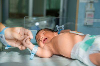 Kapan Waktu Terbaik Sunat Anak Laki-laki? Ini Penjelasannya