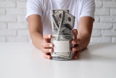 Tips Menabung Dolar yang Aman, Simak Keuntungan dan Risikonya