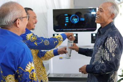 Fakultas Teknik UMS Resmikan Water Station, Dorong Kampus Bebas Plastik