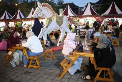 Lebih dari 100 Tenant Meriahkan Mangkunegaran MakaN-MakaN 2026 di Solo