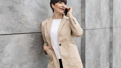 Tips Memilih Blazer untuk Penampilan yang Lebih Proposional