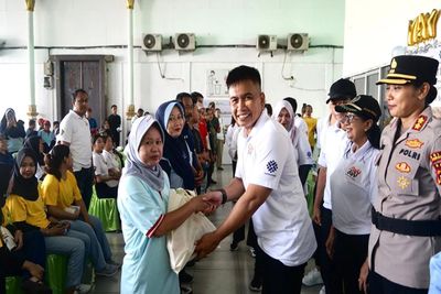 May Day di Jembrana Berlangsung Harmonis, Diisi Aksi Sosial untuk Pekerja