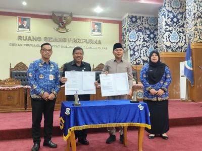 Prof Saparudin Berkomitmen Jalankan Rekomendasi DPRD Pangkalpinang