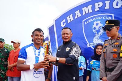 Wali Kota Muhammad Sinen Tutup Akelamo Cup I 2026, Sampoerna FC Juara Lewat Adu Penalti