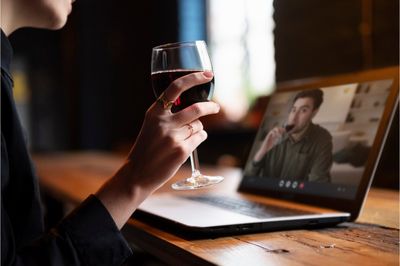 Masak Online Bareng Doi, Ide VIrtual Date Seru Buat Pejuang LDR