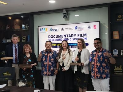 Angkat Isu Keselamatan Nelayan, Film Dokumenter All That Separates Us Is Distance Diputar di Indonesia