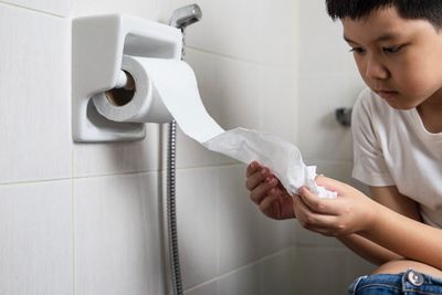 Cara Mengatasi Diare pada Anak dengan Tepat, Cegah Dehidrasi