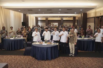 Wagub Malut Buka Rakor Notaris, Tekankan Sinergi Penguatan Pelayanan Hukum di Daerah Kepulauan
