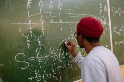 Deretan Ilmuwan Muda Papua Yang Menembus Dunia Lewat Prestasi Fisika Dan Teknologi Internasional