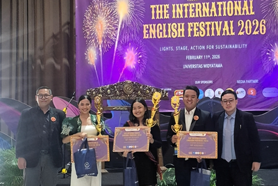 Keren! Mahasiswa UNPAR Sabet Peringkat 3 Lomba News Anchor di Ajang The International English Festival 2026