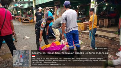 Sekda Mie Go dan OPD Bersihkan Pinggiran Sungai Rangkui dan Pasar Pagi Pangkalpinang
