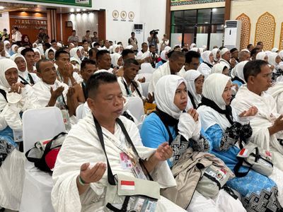 Kloter BDJ 11 Kalsel Diberangkatkan: Jemaah Haji Gelombang II Wajib Ihram dari Tanah Air