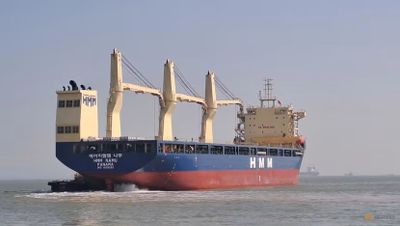 Kapal Korea Selatan di Selat Hormuz Diduga Dihantam Benda Misterius