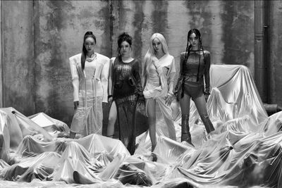 aespa Rilis Single WDA (Whole Different Animal) Menampilkan G-Dragon yang Jadi Kuda