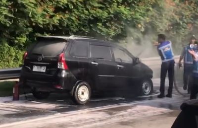 Viral Avanza Terbakar di Tol Jagorawi, Polisi Sebut Dugaan Korsleting Listrik