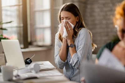 Kenapa Obat Flu Bikin Ngantuk? Ini Penyebab dan Cara Mencegahnya
