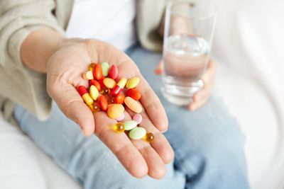 7 Vitamin yang Baik Diminum Setelah Sarapan, Jangan Sampai Salah Waktu!