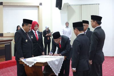 Wali Kota Pangkalpinang Lantik 17 Pejabat Eselon 2, Mie Go Digeser Jadi Staff Ahli
