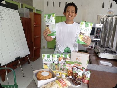 Warga Asal Banjarnegara Ini Olah Singkong Jadi Produk Mocaf dan