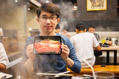 5 Tips Makan AYCE biar Gak Rugi dan Tetap Puas: Bisa Bikin Restoran Pusing!