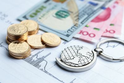 5 Manfaat Menabung Valuta Asing saat Rupiah Melemah