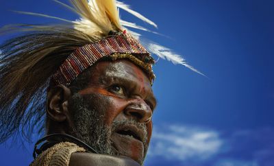 Makna Mendalam Face Paint Suku Papua, Dari Simbol Keberanian Hingga Identitas Budaya