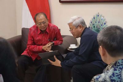Bali dan Tiongkok Perkuat Kerja Sama, Koster Bahas PSEL hingga Ekspor Buah Lokal