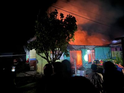 Rumah Warga di Ternate Selatan Ludes Terbakar, Kerugian Capai Rp250 Juta
