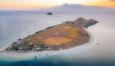 Pesona Pulau Kenawa Sumbawa Barat, Surga Wisata Alam di NTB