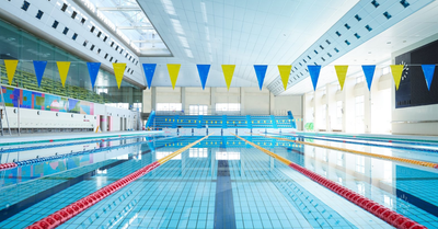 Daftar Kolam Renang Indoor Terbaik di Pekanbaru, Bebas Panas dan Hujan!