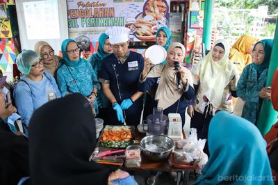 Sudin KPKP Jakarta Pusat Latih Warga Olah Ikan Jadi Bisnis Kekinian, Bikin Cuan Nambah!
