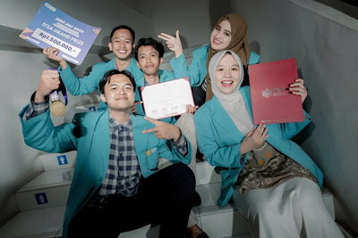 Mahasiswa UMS Sabet Dua Gelar di JISF 2026 Lewat Inovasi Karpet RABA
