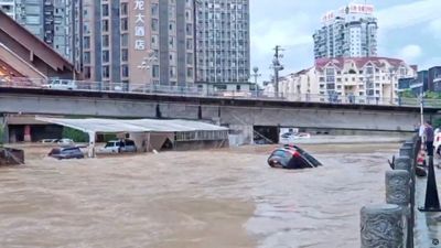 Korban Tewas Akibat Hujan Lebat di China Naik Jadi 22 Orang, 20 Lainnya Masih Hilang