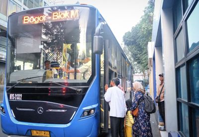 Jutaan Orang Andalkan Transportasi Umum di Jabodetabek tapi Sistemnya Dinilai Belum Sinkron