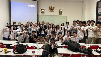 Mahasiswa DCB Angkatan 2025 Antusias Ikuti Kuliah Umum Mastering Public Speaking in The Digital Space