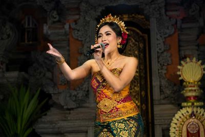 20 Lagu Daerah Bali Terpopuler Beserta Lirik dan Maknanya yang Kaya Filosofi