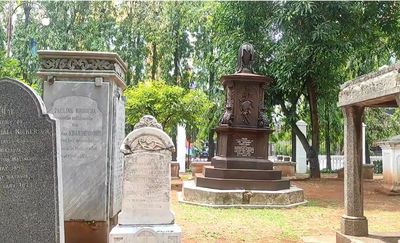 Menelusuri Hubungan Freemason dan Museum Taman Prasasti di Jakarta