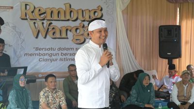 Bupati Cianjur Tinjau Rembug Warga di Sukamulya, Berbagai Layanan Publik Disediakan