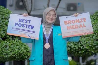 Bahas Isu Tabu di Masyarakat, Mahasiswa UMS Malah Raih Dua Penghargaan Nasional Sekaligus