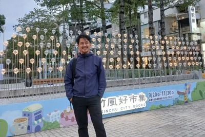 Dosen UNAIR Ciptakan Inovasi Panel Surya, Berhasil Masuk Nominasi Ajang Nobel di Jerman