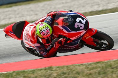 Kiandra Ramadhipa Finis 10 Besar pada Balapan Pertama Red Bull Rookies Cup Mugello
