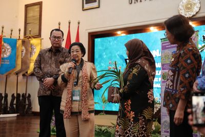 Usai Nonton Film Pesta Babi di UGM, Megawati Minta RI Kembali Jadi Bangsa Maritim dan Hidupkan Haluan Negara Soekarno : Mereka Minta Dihargai
