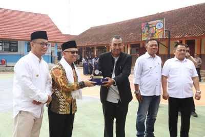 Wamendikdasmen RI dan Pemkab Tasikmalaya Dorong Penguatan Pendidikan dan Disiplin Pelajar