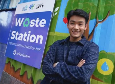 Aksi Sosial Selebgram Jerhemy Owen Bangun Waste Station, Ajak Anak Muda Tukar Sampah Jadi Voucher