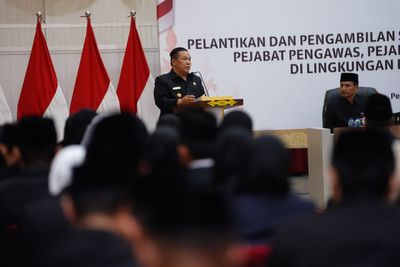 Riau Dihimpit Krisis Fiskal, Ini Pesan Gubernur Riau SF Hariyanto