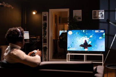 Apa Perbedaan Android TV dan Smart TV? Jangan Salah Pilih