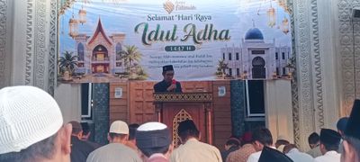 Lautan Takbir dan Sujud Syukur, Suasana Khidmat Salat Id di Masjid Fatima Kota Malang